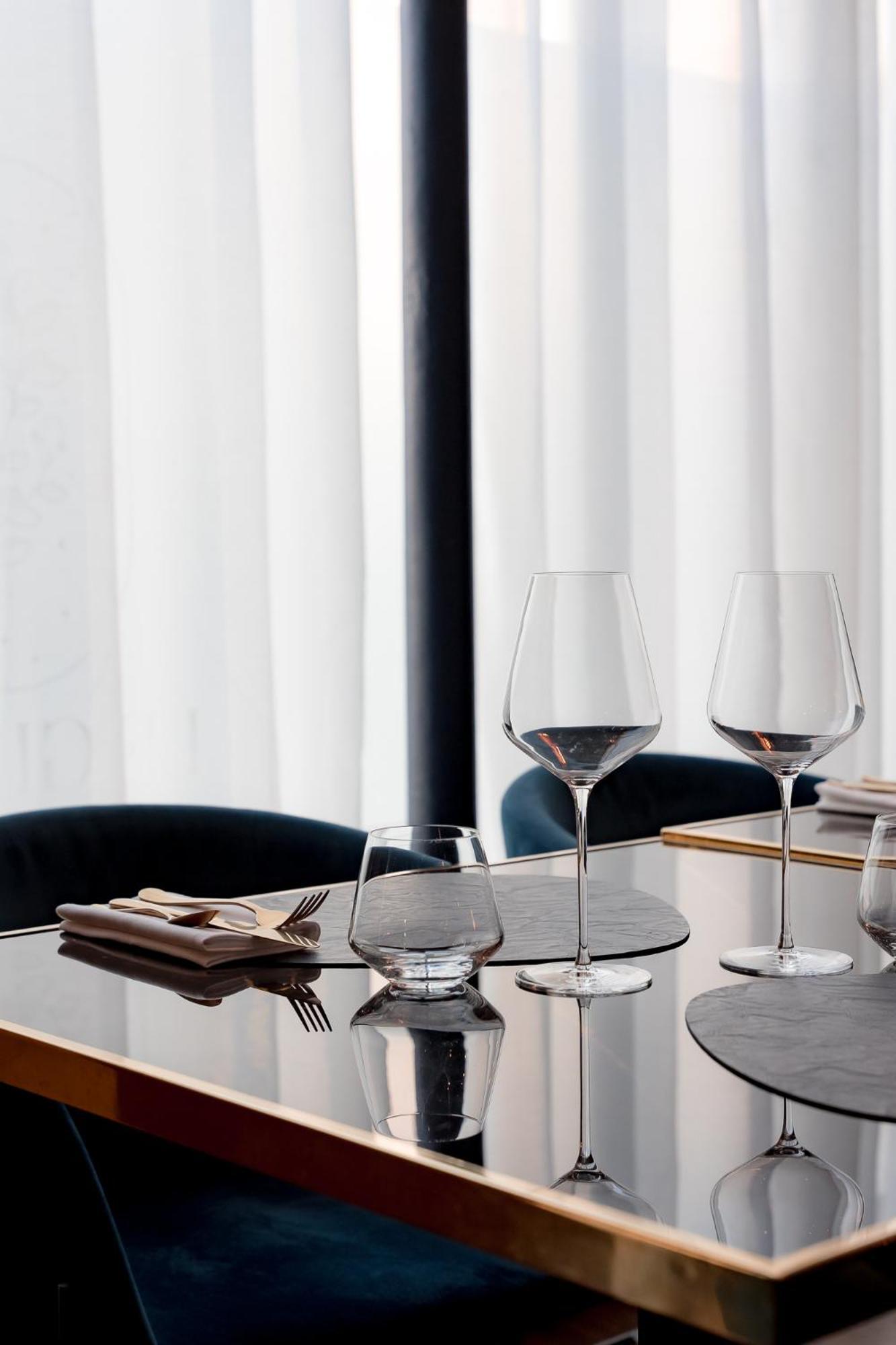 Hotel - Restaurant Le Globe Meursault Esterno foto